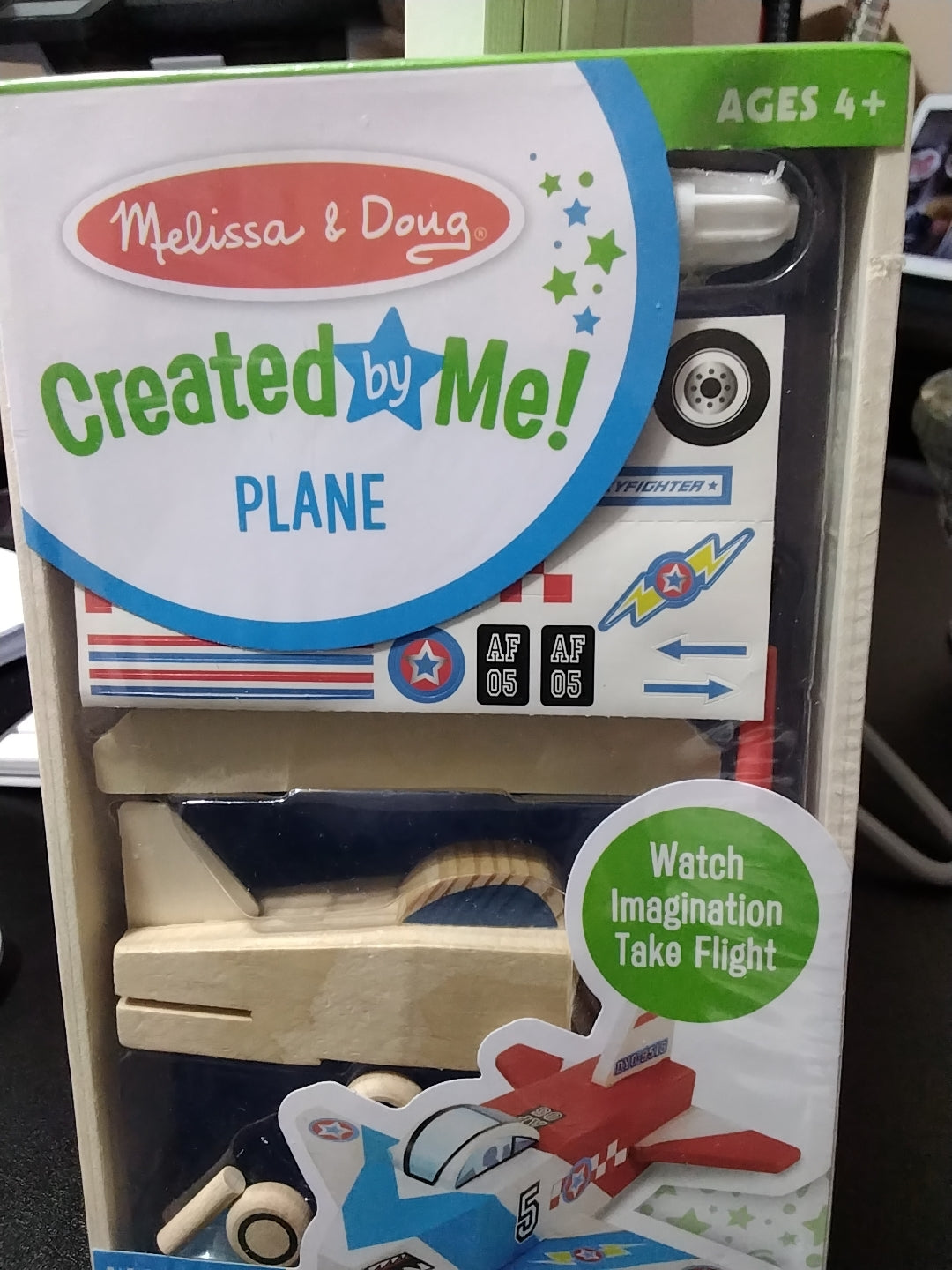 Wooden plane to paint